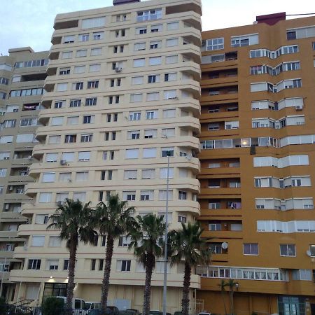 Apartamentos Vista A Tres Continentes La Línea de la Concepción Extérieur photo